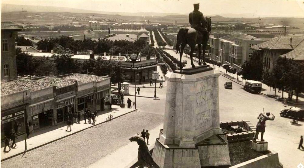 Ankara Geçmişini Arıyor
