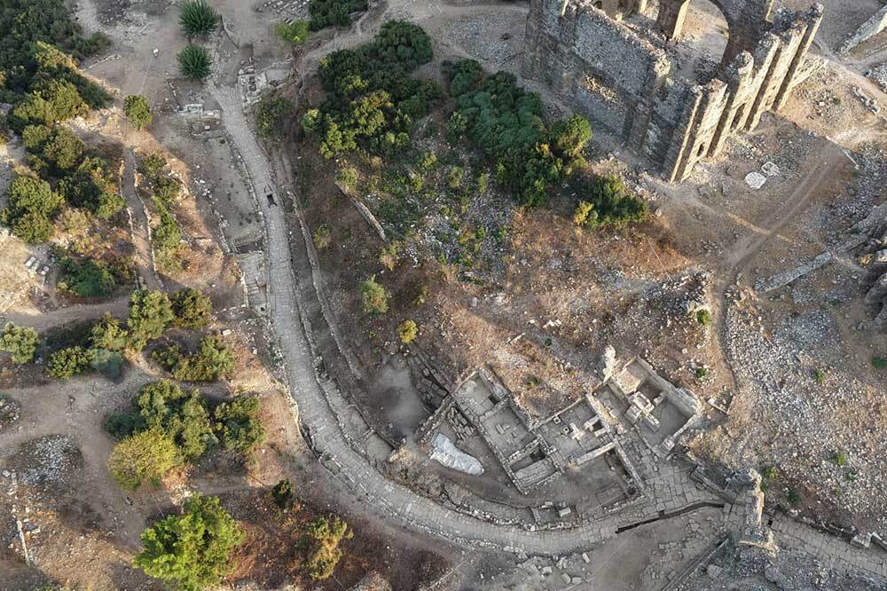 Aspendos'un 2 Bin Yıllık Tiyatro Caddesi
