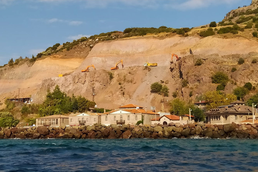 Assos İçin Çağrı