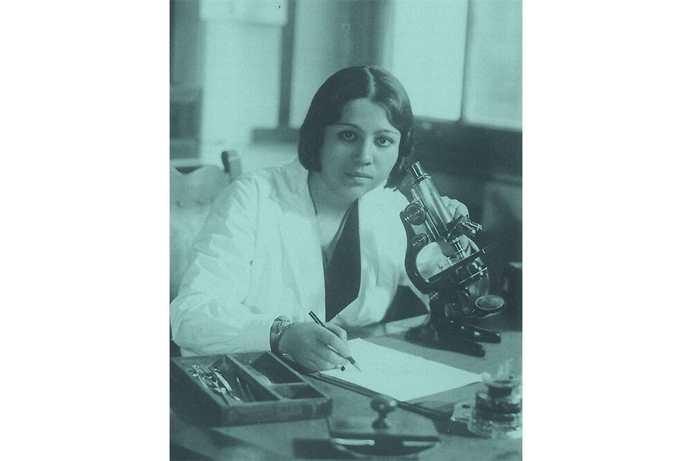 Cumhuriyet Kadınları Sahada