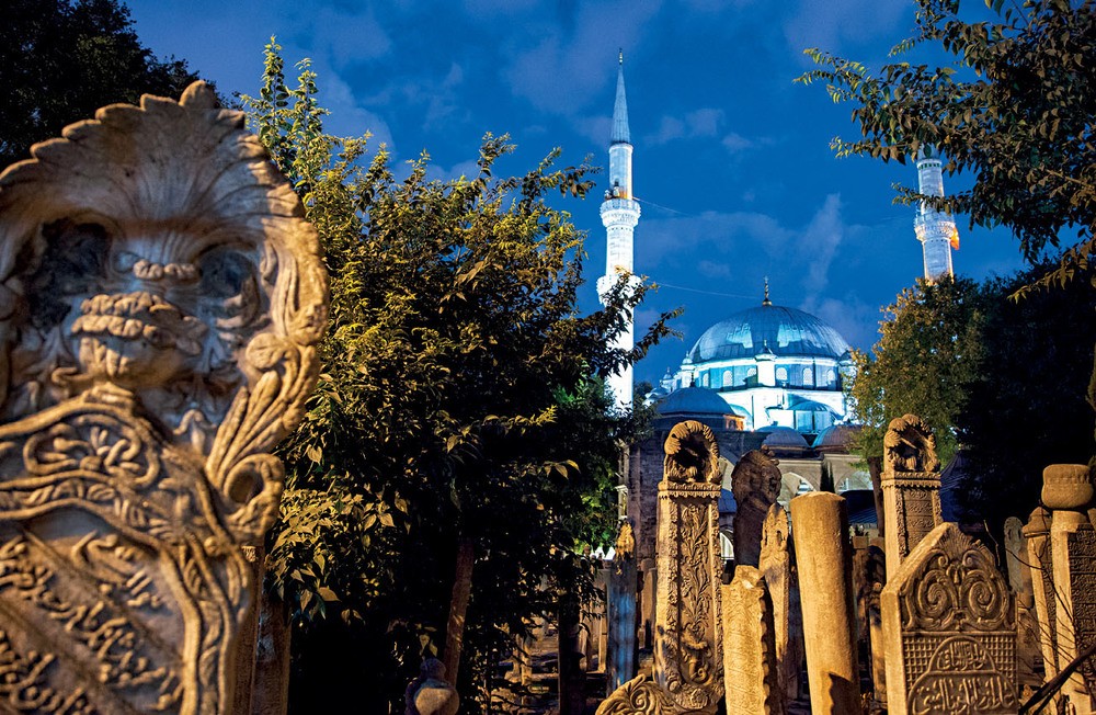 Eyüp Sultan Türbesi, Efsane ve Emanet