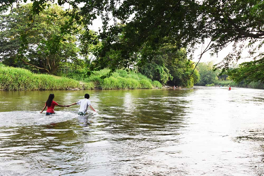 Sen Sevdiğim Bir Dünyaya Aitsin: Gabriel García Márquez ve Yalnızlıklar Kıtası 11g