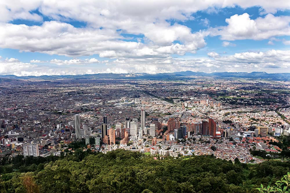 Sen Sevdiğim Bir Dünyaya Aitsin: Gabriel García Márquez ve Yalnızlıklar Kıtası 3g