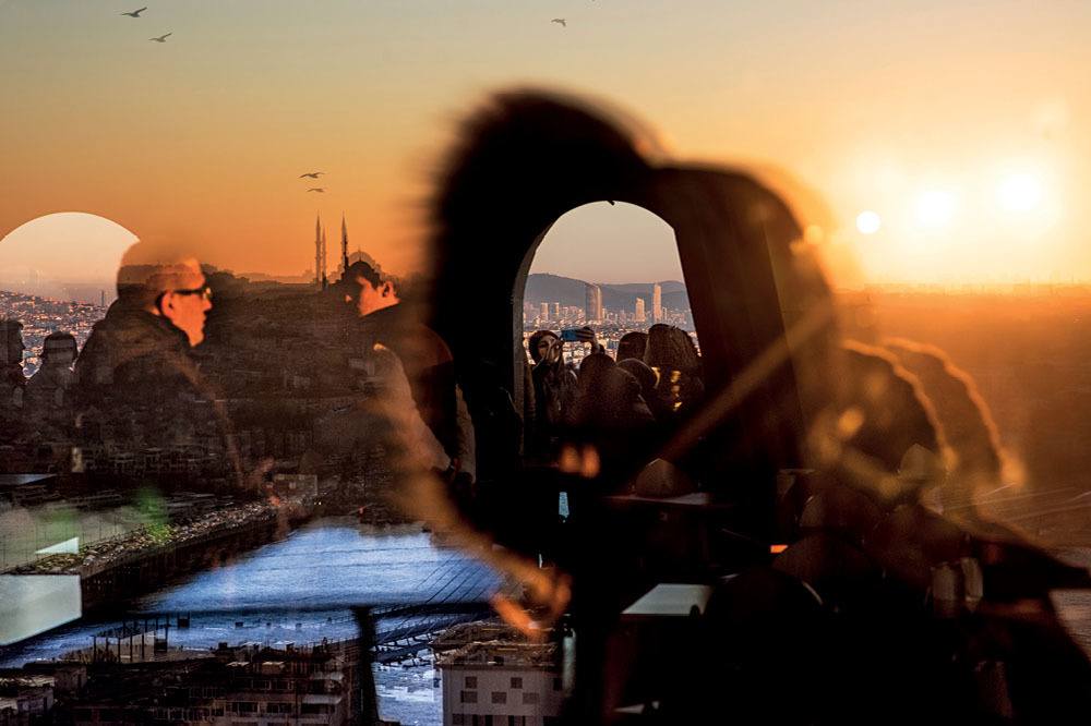 İstanbul Kıyıları, Suya Akan Şehir