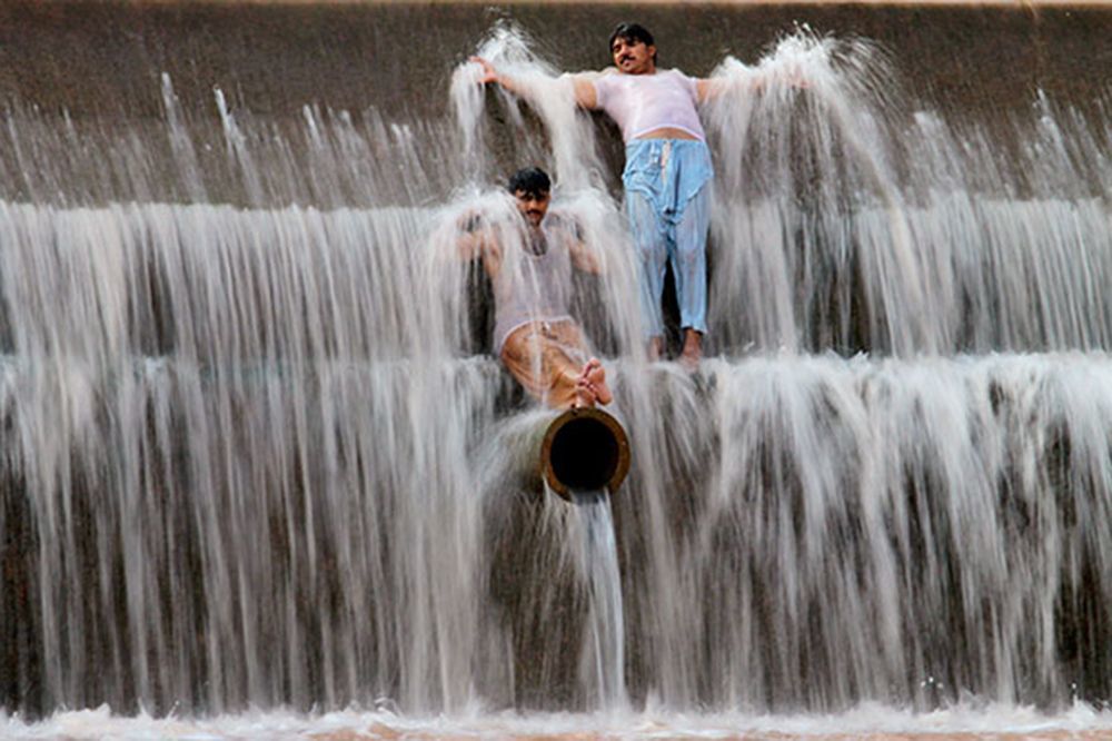Pakistan'da Sıcaklar Can Alıyor