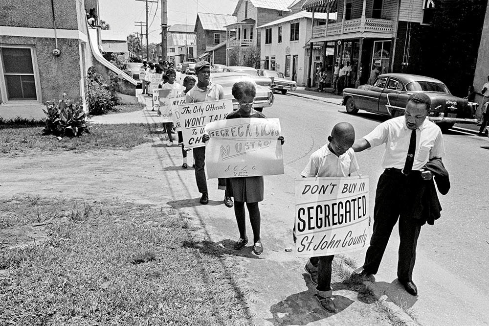 Salgın ve Irk Yarası