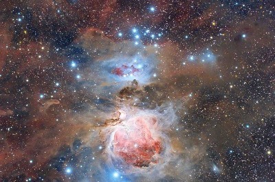 Avcı Bulutsusu'nun Tozu