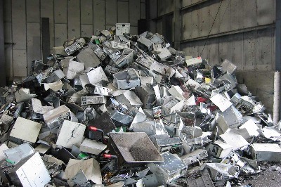 Dünya, Sizin E-Çöplüğünüz Değil!