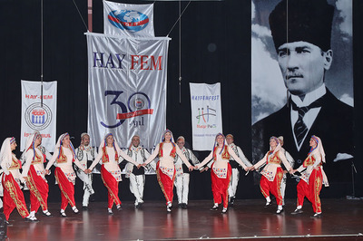İstanbul Dans Ediyor
