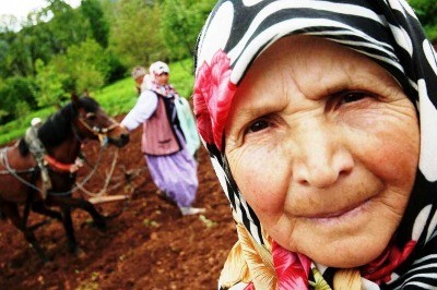 Tarımın Yükü Kadınların Omuzlarında