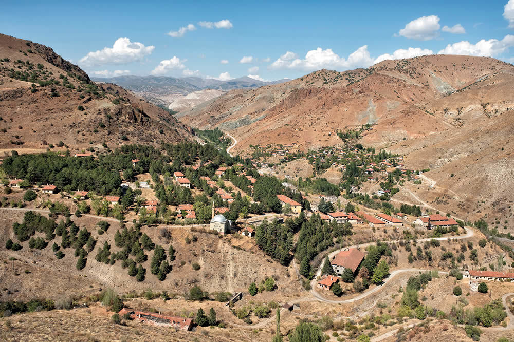 Yarım Kalan Rüya, Cürek