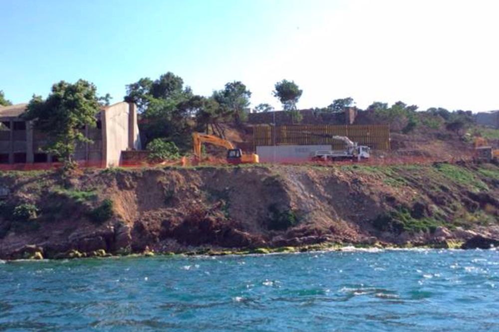 Yassıada ve Sivriada’ya Dokunma 