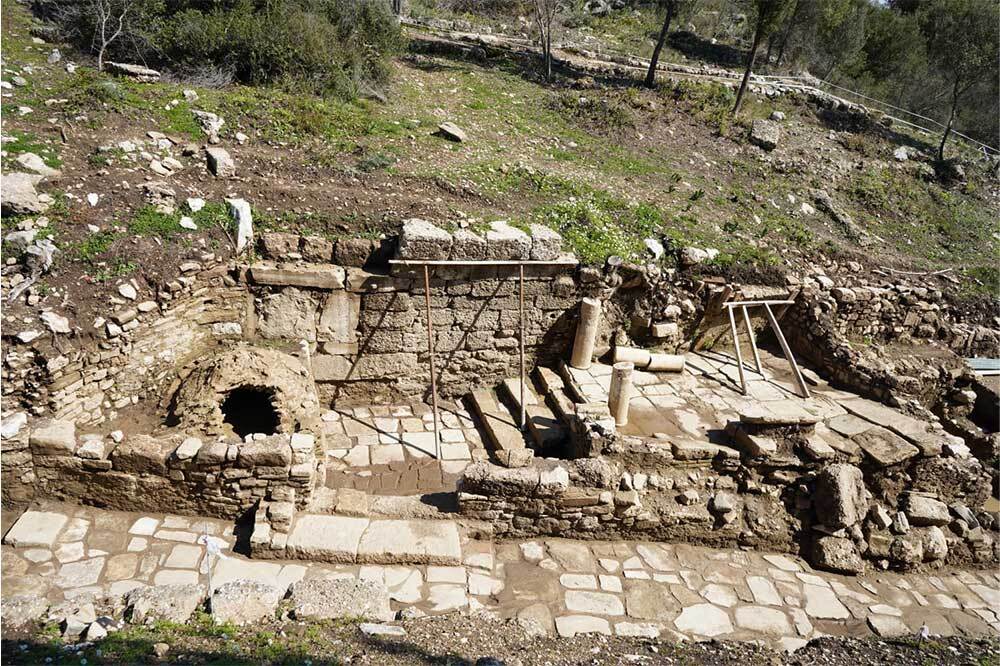 Aspendos'un 2 Bin Yıllık Tiyatro Caddesi 3