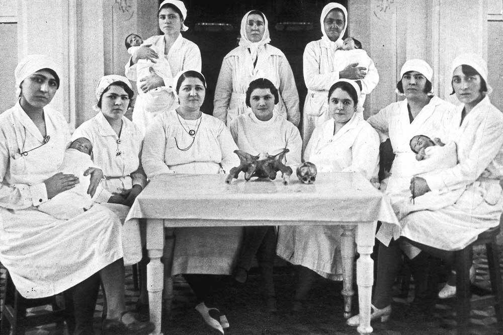 Cumhuriyet Önce Çocuklarını Kurtardı 1