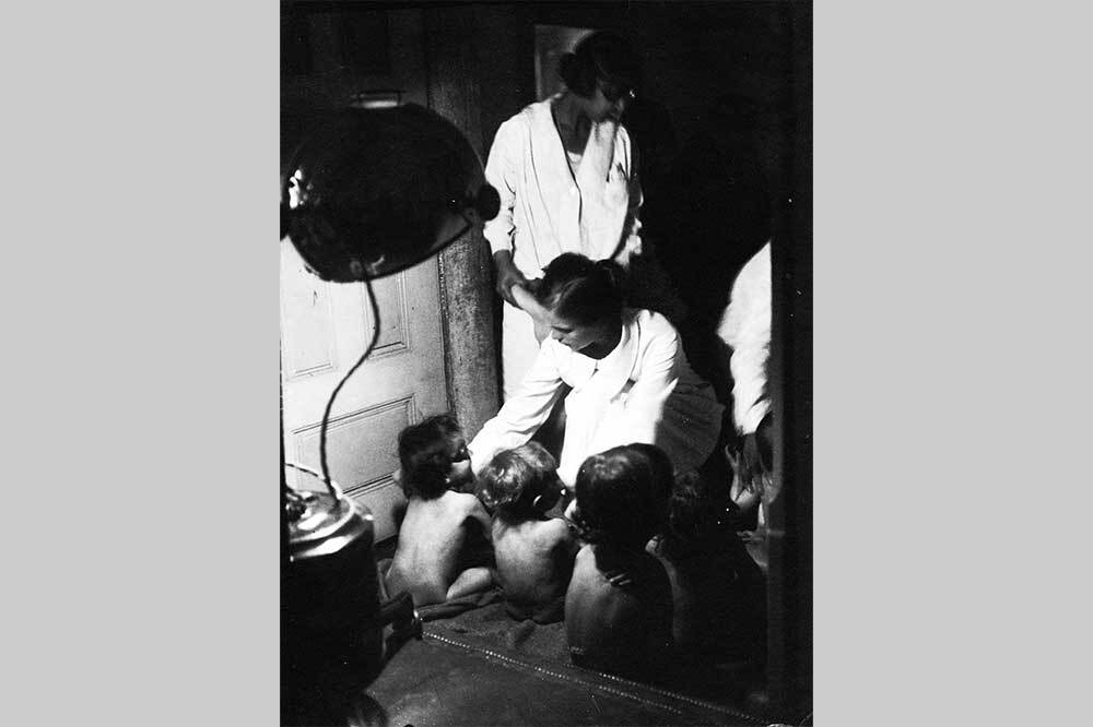 Cumhuriyet Önce Çocuklarını Kurtardı 3