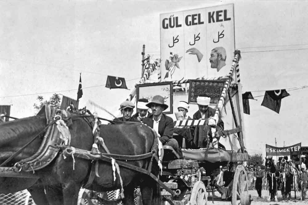 “Harf Devrimi cumhuriyeti ilelebet ayakta tutacak en önemli devrimdir.” 1