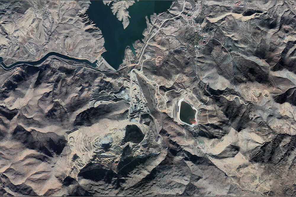 İli&ccedil;: Kusursuz &Ccedil;&ouml;k&uuml;ş ve Adalet Arayışı 2