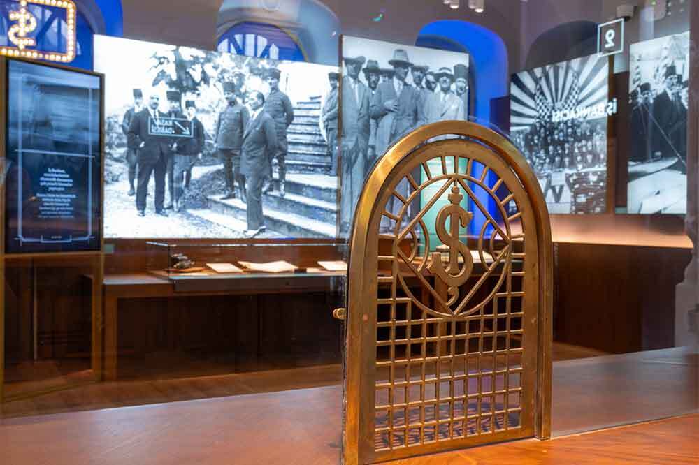 İş’in 100 Yılı 6