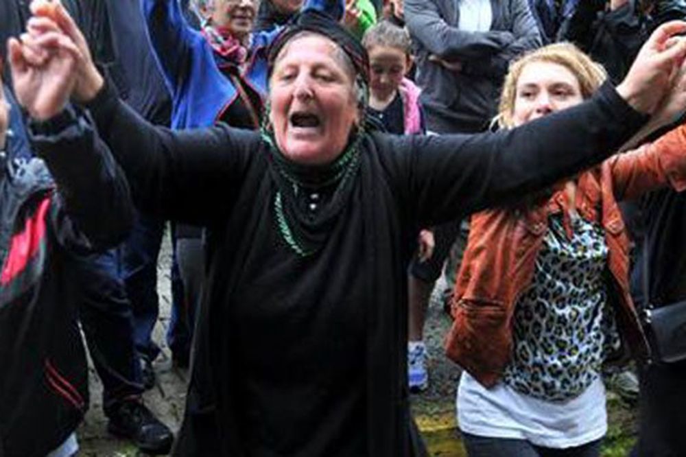 Yeşil Yol'da Mahkeme Ağaç Kesimini Durdurdu